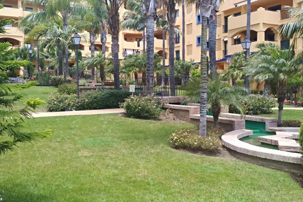 Apartamento Estudio Los Naranjos De Nueva Alcantara Marbella Kültér fotó